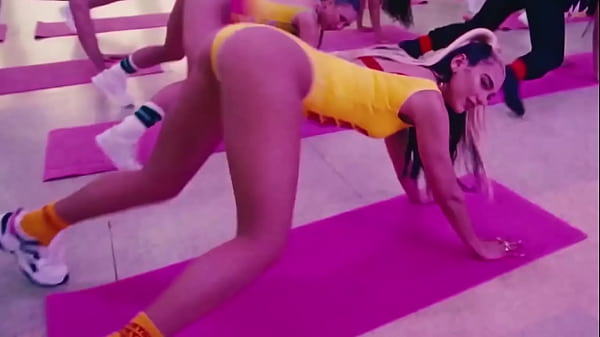 Dua Lipa 10 min Shaking Ass slow motion