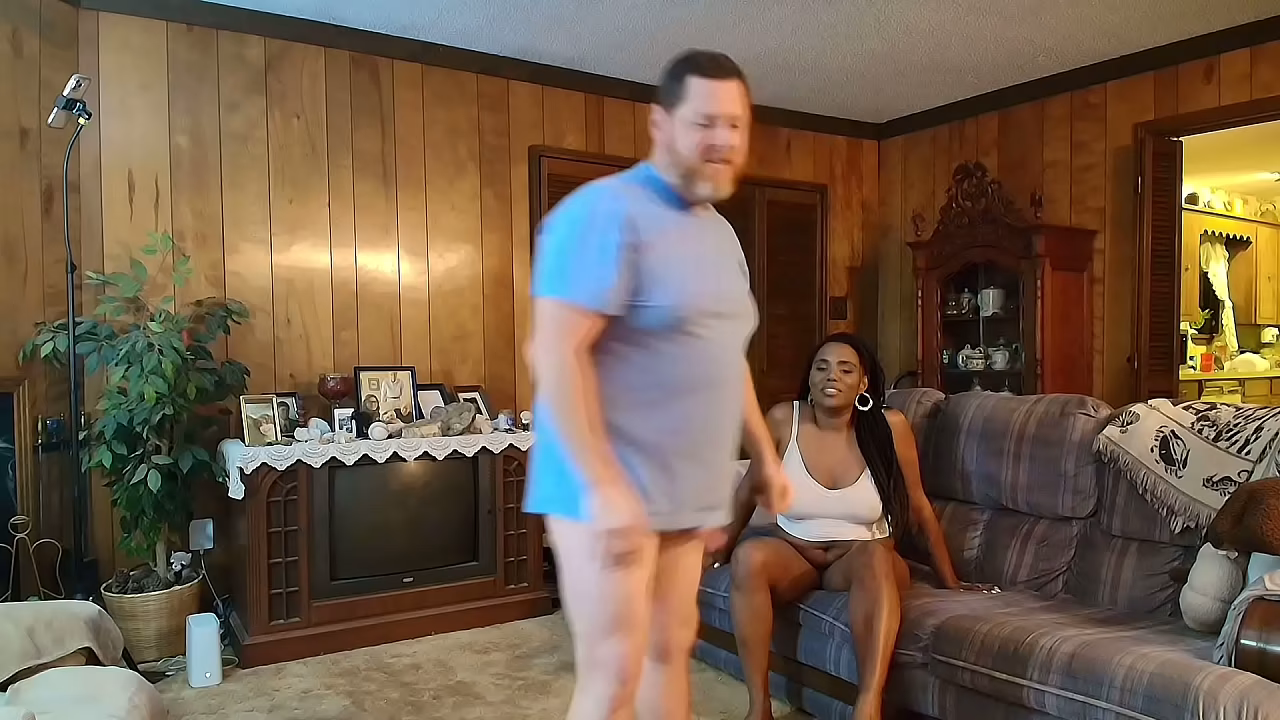 Una chica negra amateur fue follada dura y placenteramente por su novio.
                    ass blowjob doggystyle amateur booty cowgirl girlfriend couple ebony ass muchos negros
