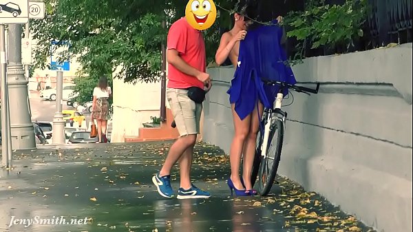 Hidden Cam Captures Jeny Getting Stripped in Public