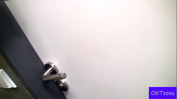 sexo no banheiro da festa