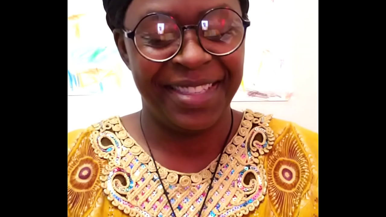 Preguntas y respuestas con SLUTTYMELANIN #25 a) ¿Alguna vez has tenido SEXO con un FAMILIAR? b) ¿Con cuántas PAREJAS sexuales en TOTAL ha tenido relaciones sexuales?
                   milf amateur ebony milf amateur milf slutty milf sluttymelanin muchos negros