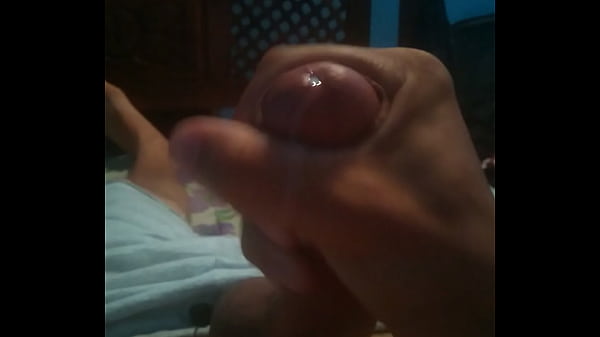 Download Video - Novinho dando uma jatada