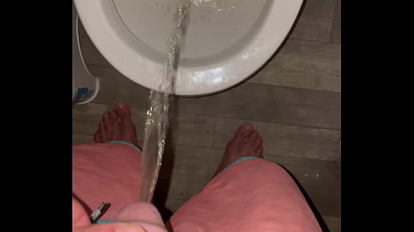Download Video - Pisssssss