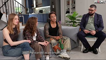 タイタス・ロウがバイセクシュアリティとアメリカでの生活について語り、その後ファンであるサーシャ・ペイジとセックス!