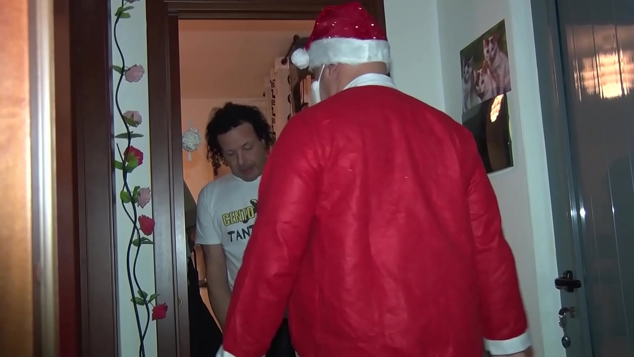Para los cerdos siempre es Navidad.
                      anal european milf blowjob squirting orgy italy cum in mouth real orgasm double penetration dp muchos negros