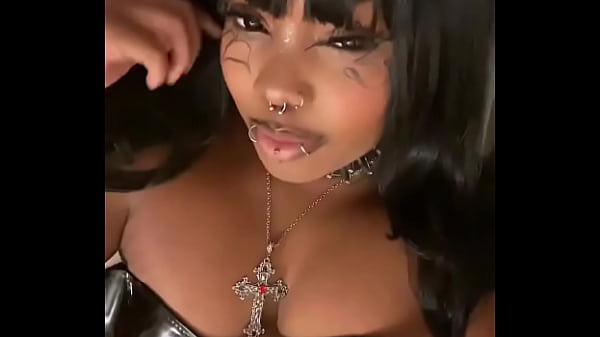 Spoilbaezy - Add me on My Blue : Baezytbh