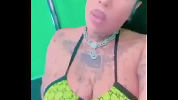 Hand you handle a real stallion?