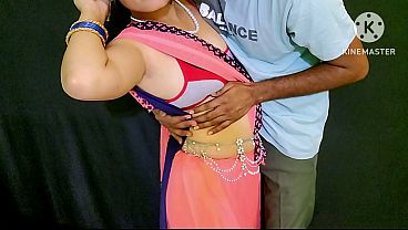 Submissive wife teasing her servant with blowjob and fucked after removing saree