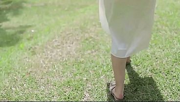 Almost fucked in the park, hijab girl is very horny, latest Indonesian porn