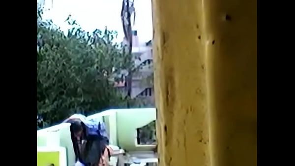 indian washing clothes