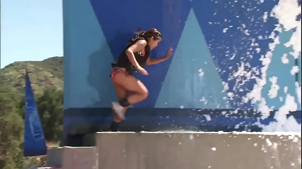 Hotties vs. Nerds - Wipeout Summer Premiere