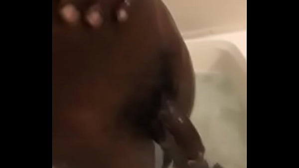 Blakkpressure bath tub tease