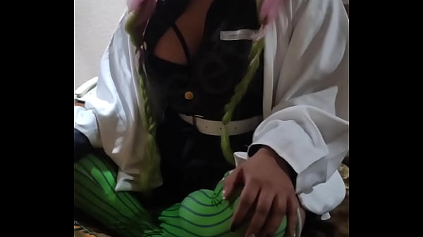 My Otaku friend gets horny after the convention part 1