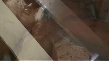 SEX BALANCED AT THE WINDOW