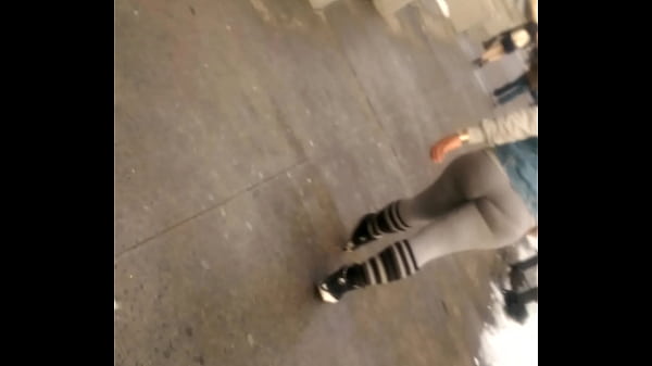 Thick shorty in sweats