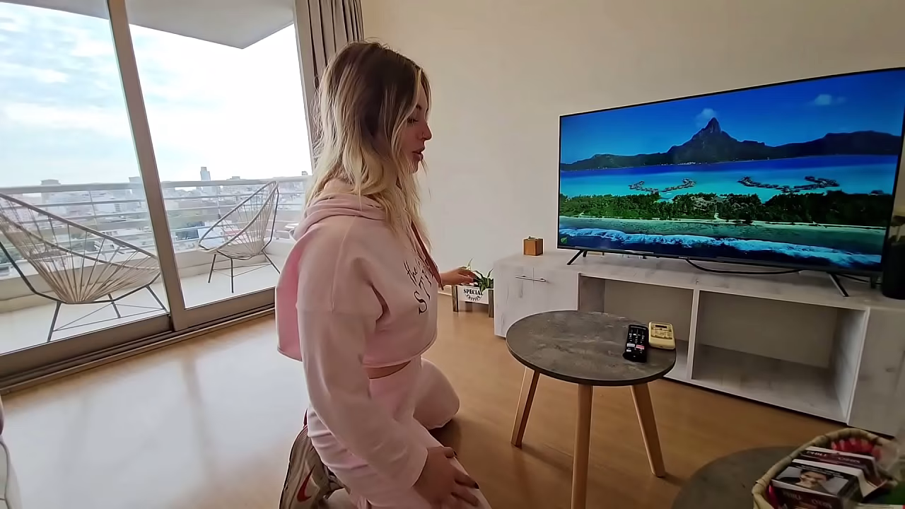 Beautiful blonde with a big ass rides me hard until the final cumshot