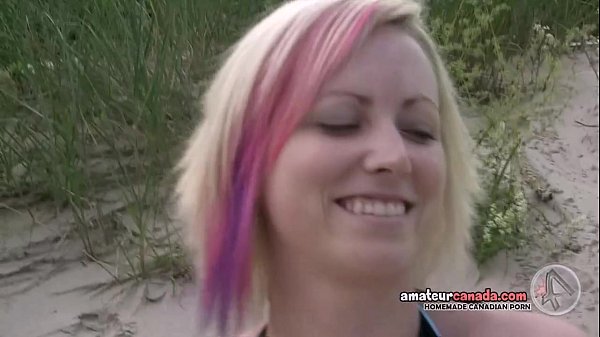 Download Video - Bikini beach teen girl flashes pussy in the sand