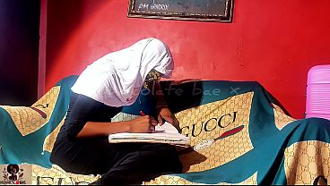 Sexy hijabi madam gets hot n bothered while checking the books...ends up so horny she CUMS HARD thinking about her husband's brother!!