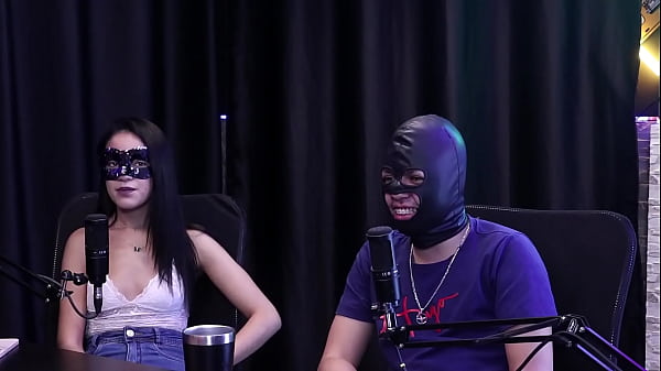 Ela ficou com medo de come&ccedil;ar no xvideos, e j&aacute; sofreram preconceito, mas a fam&iacute;lia n&atilde;o sabe ainda - Novinhos da Imperium (SHEER/RED)