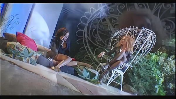 Rich Redhead MILF have Lesbian Date in Hotel with blonde Teen