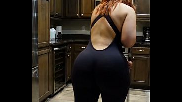 hired a sexy thick mute girl to clean my house