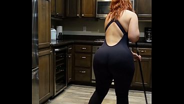 hired a sexy thick mute girl to clean my house