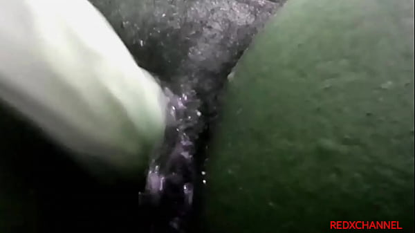 Girlfriend pussy being fuck with a dildo