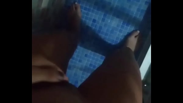 Amateur teen masturbate solo in bathroom