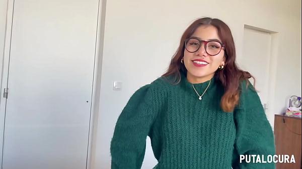 Download Video - PutaLocura - Polvazo muy caliente con la hermosa teen peruana Marina Gold