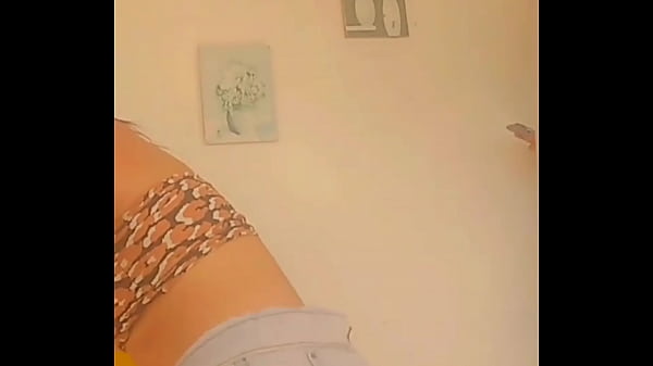 Gostosa dan&ccedil;ando