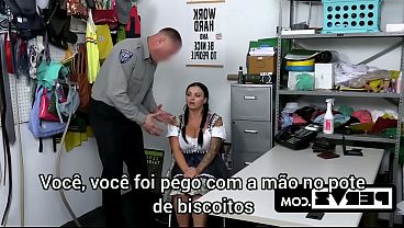 Ladra gostosa &eacute; pega em flagrante - Legendado