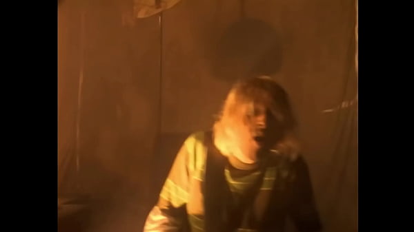  Smells Like Teen Spirit (Official Music Vídeo)