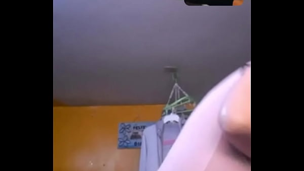 Jeune Sexy