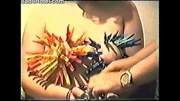 Salope Amateur Punie Avec Des Épingles À Linge