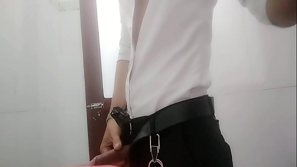 Download Video - Anh trai v&abreve;n ph&ograve;ng khi t&abreve;ng ca &lbrack; P2 &rsqb;