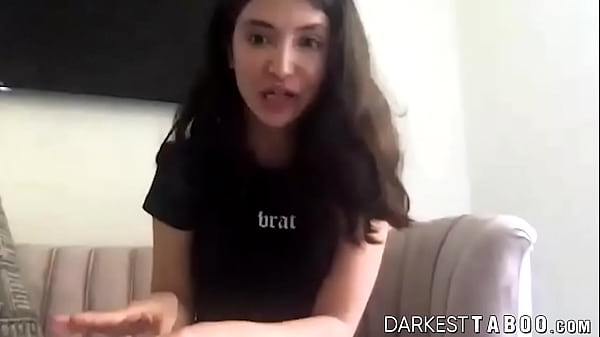 Busty Cherie DeVille stuffs pussy with dildo fo...