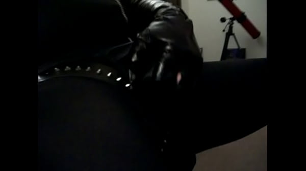 thumb squeeze
