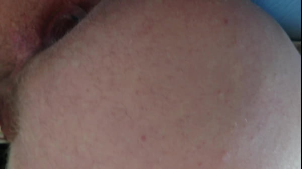 Der kleine Test mit dem Anal Tunnel