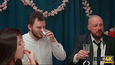 BRIDE4K。結婚式で花嫁がオーガズムを迎えることが、幸せな家庭の鍵です。