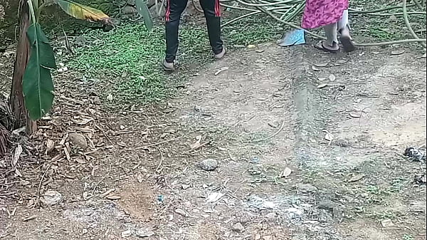 Nepali xxx aunty let neighbor boy fuck her pussy in exchange for help! hindi audio