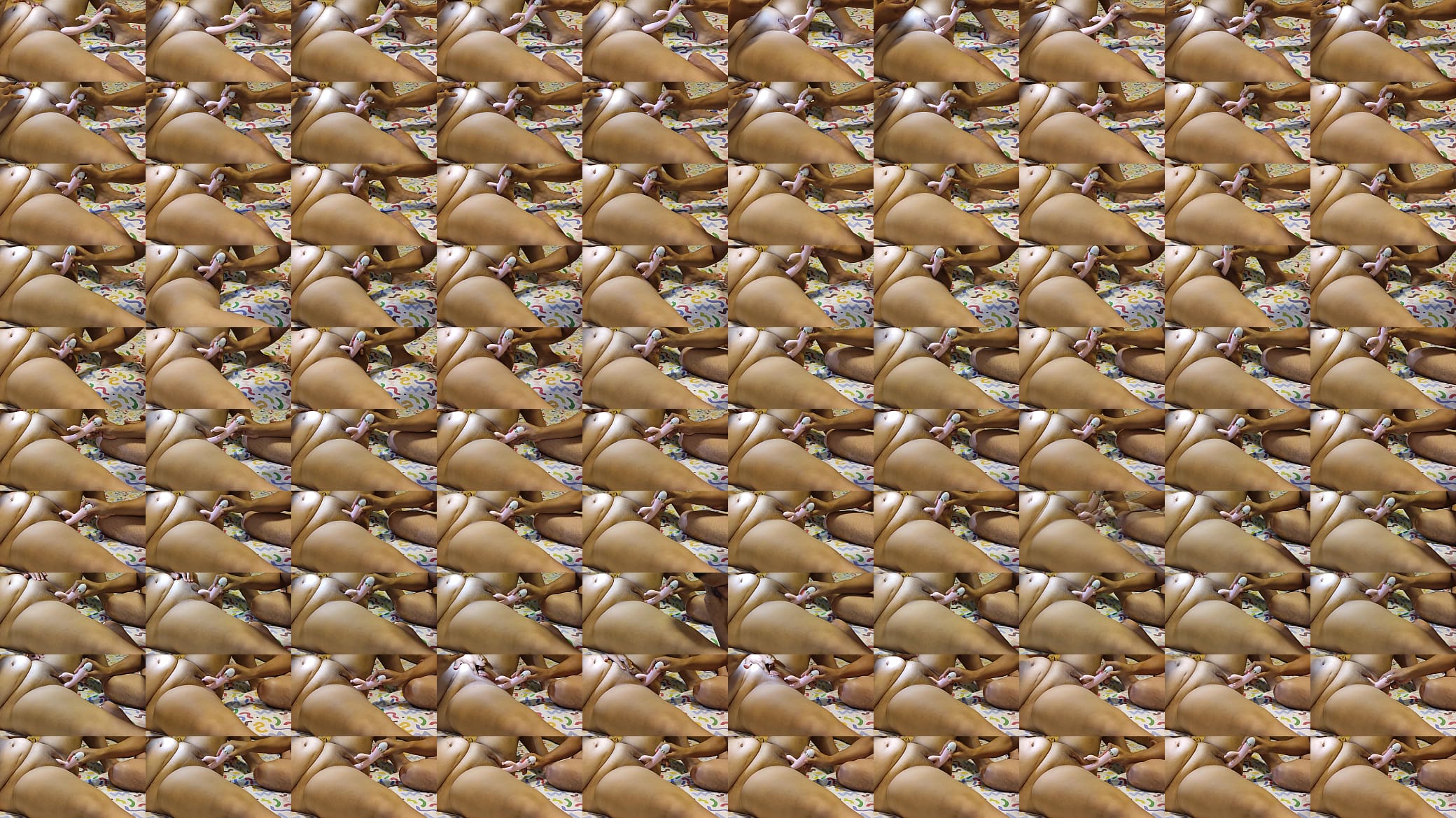 I masturbate my stepmother with her vibrator 预览图