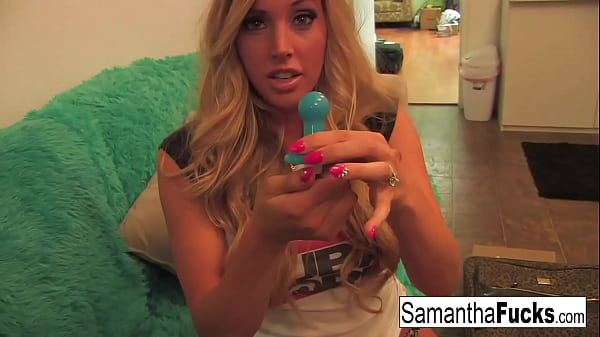 Samantha Saint gets off in this super hot black light solo