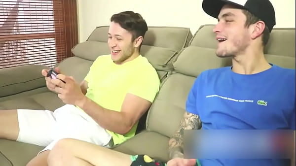 The Dirty Plumber (Erick Diaz and Victor Ferraz)