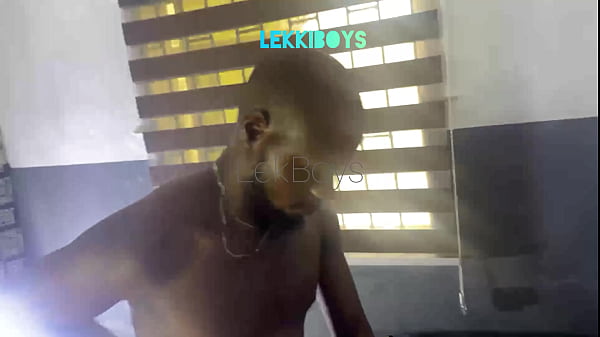 Download Video - Just few minutes i center her in my guy room she fuck him