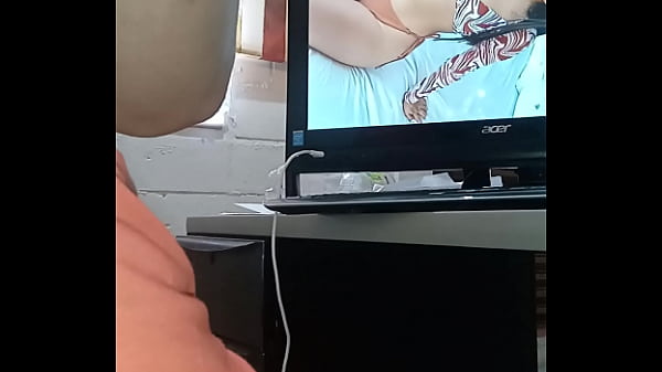 Je Tire Ma Bite Pendant Que Je Regarde Ces