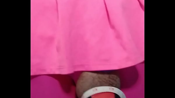 Ich Messe Meinen Winzigen Rosa Sissykäfig