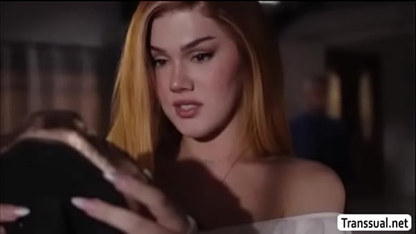 Dayse Taylor Baise Garçon