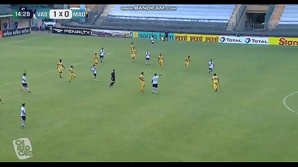 Zeca Bengala gozando sem cuspir no Madureira