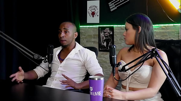 Download Video - VEJA A ENTREVISTA SAFADA E CHEIA DE PUTARIA COM A MARIA BITTENCOURT E NEGRO TOP OFICIAL COM THAISA REDVELVET E TIFANY ROCHA NO PORN CAST BRAZIL - PARTE 2 &lpar;WATCH ON&colon; SHEER&sol;RED&rpar;