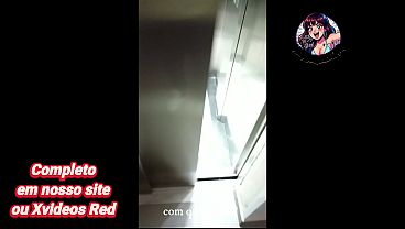 I let the delivery guy ejaculate inside me without a condom, my husband came home from work and caught us! Real amateur video.